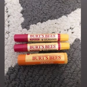 NWT Burts bees lip shimmer and one free lip balm